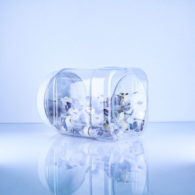 Parafusos de alta qualidade, tampa plana, sésamo seco, chili seco, ovo branco em pó, plástico PET, frasco quadrado